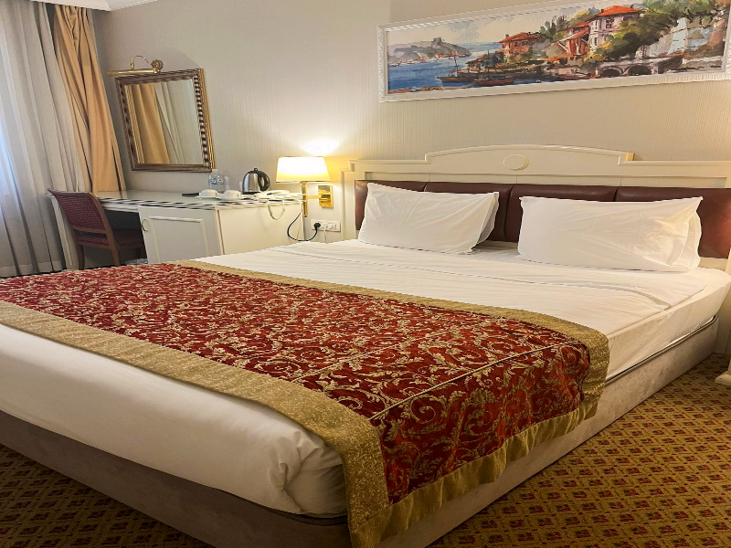 Taksim Metropark Hotel image