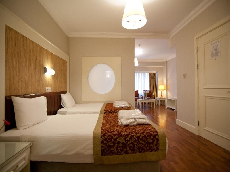 Taksim Metropark Hotel image
