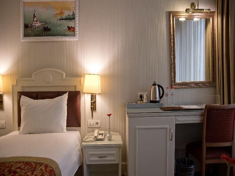 Taksim Metropark Hotel image
