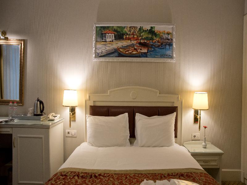Taksim Metropark Hotel image