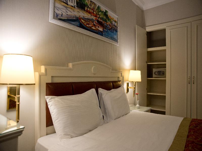 Taksim Metropark Hotel image