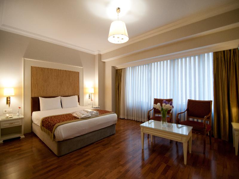 Taksim Metropark Hotel image