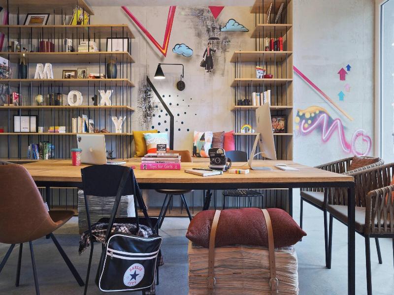 Moxy Berlin Humboldthain Park image