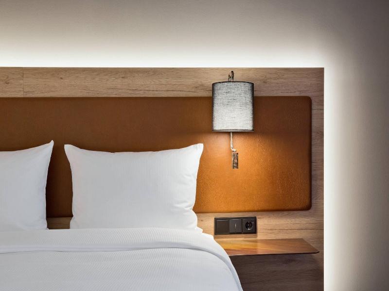 Moxy Berlin Humboldthain Park image