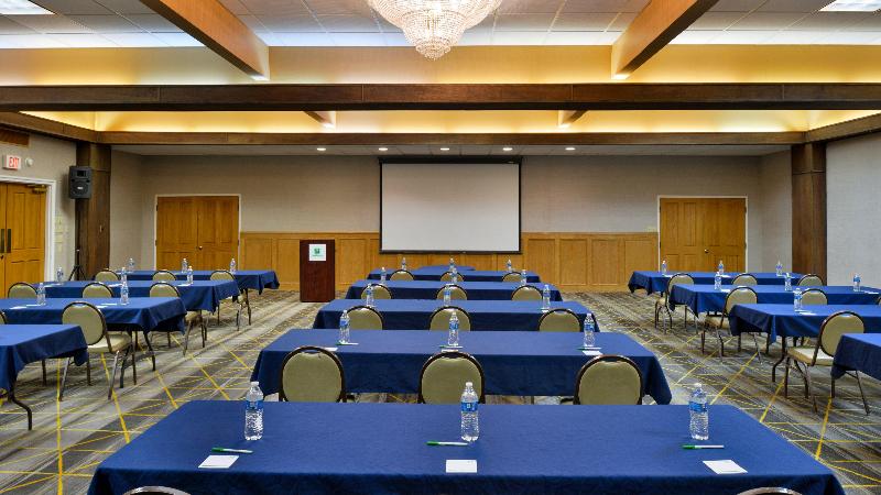 Holiday Inn Great Falls image