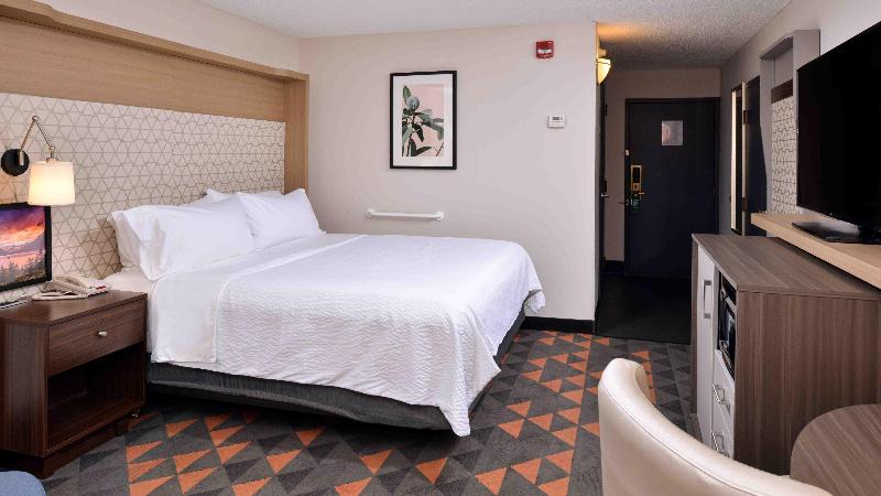 Holiday Inn Great Falls image