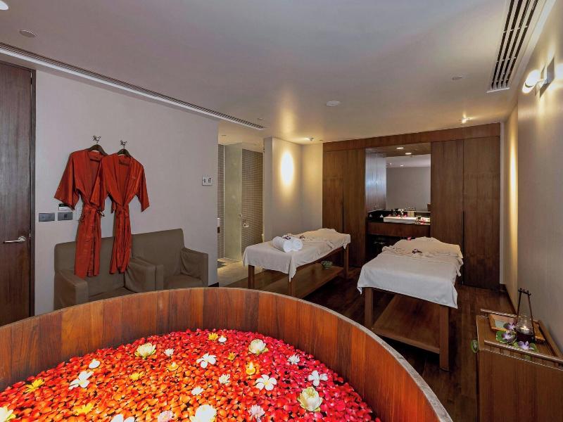 Le Meridien Phuket Beach Resort image