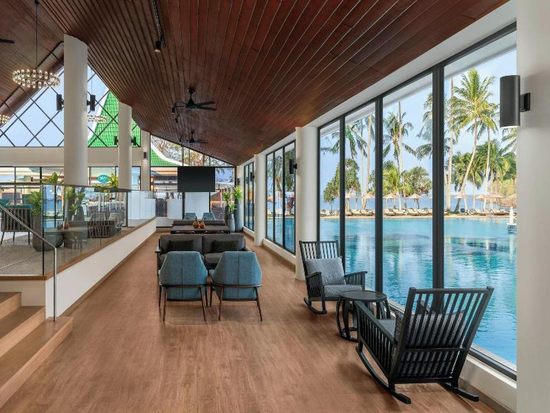 Le Meridien Phuket Beach Resort image