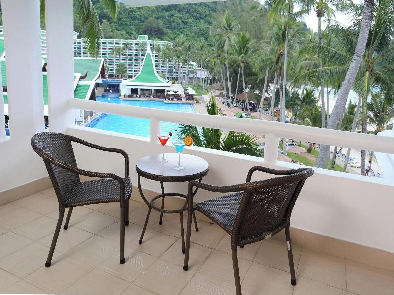 Le Meridien Phuket Beach Resort image