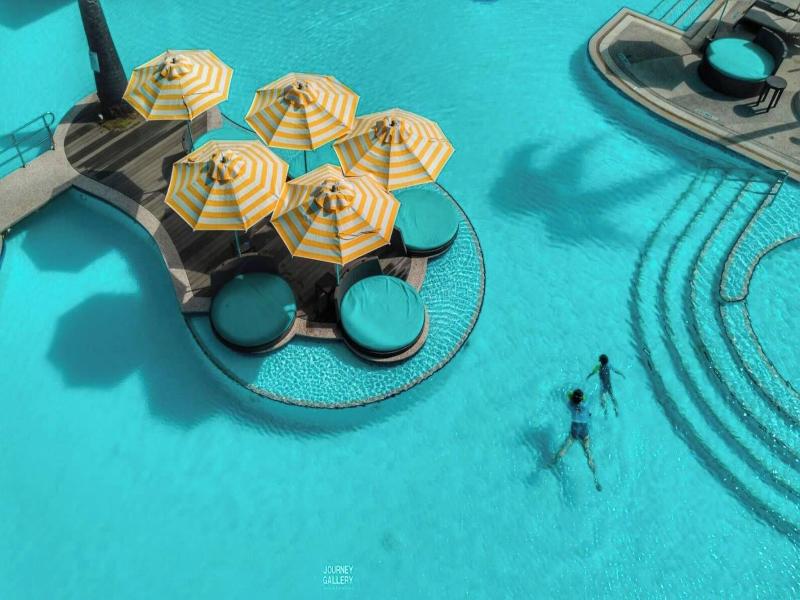 Le Meridien Phuket Beach Resort image