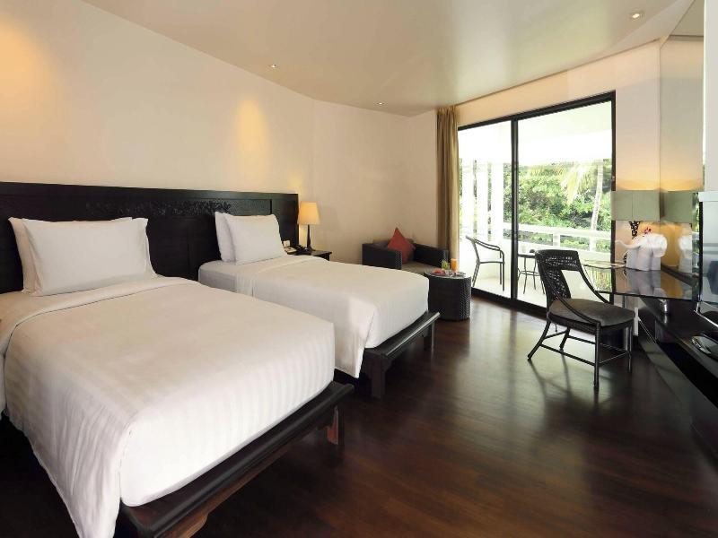 Le Meridien Phuket Beach Resort image