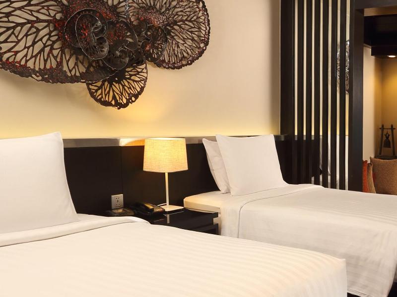 Le Meridien Phuket Beach Resort image