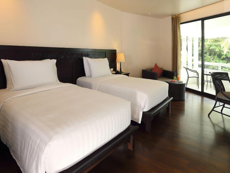 Le Meridien Phuket Beach Resort image