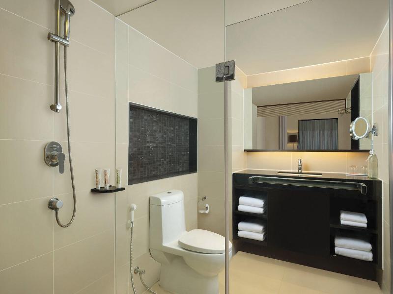 Le Meridien Phuket Beach Resort image