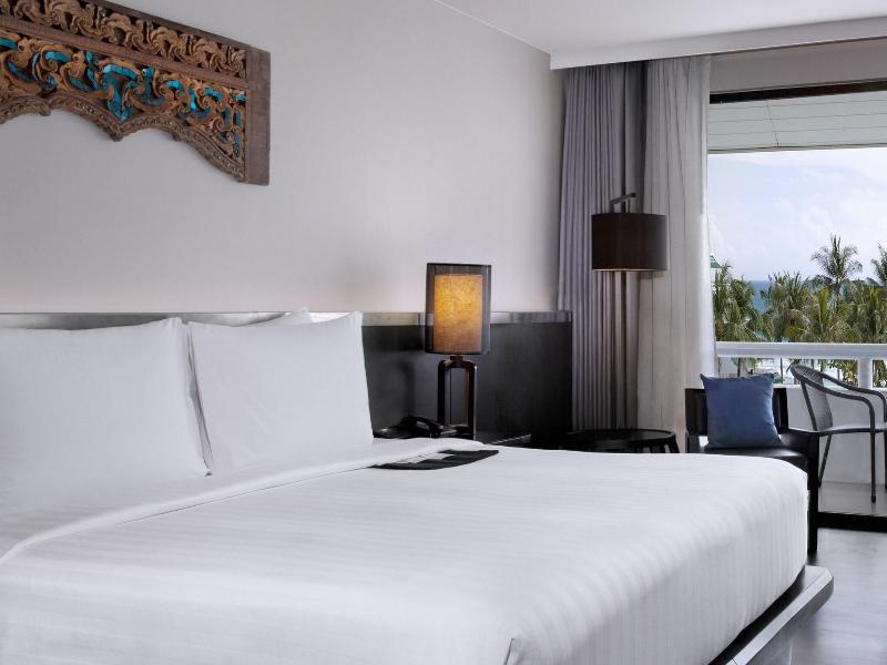 Le Meridien Phuket Beach Resort image