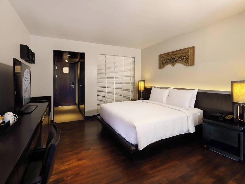 Le Meridien Phuket Beach Resort image
