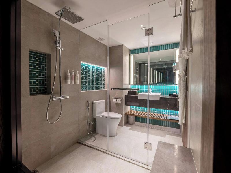 Le Meridien Phuket Beach Resort image