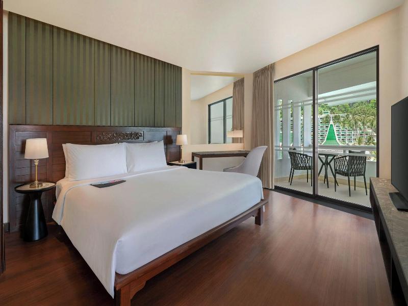 Le Meridien Phuket Beach Resort image
