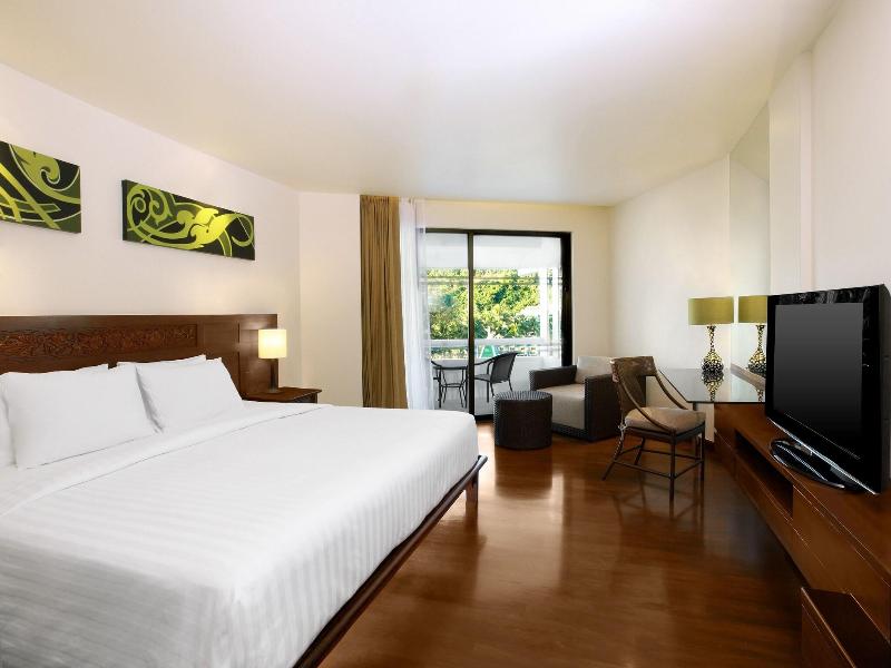 Le Meridien Phuket Beach Resort image