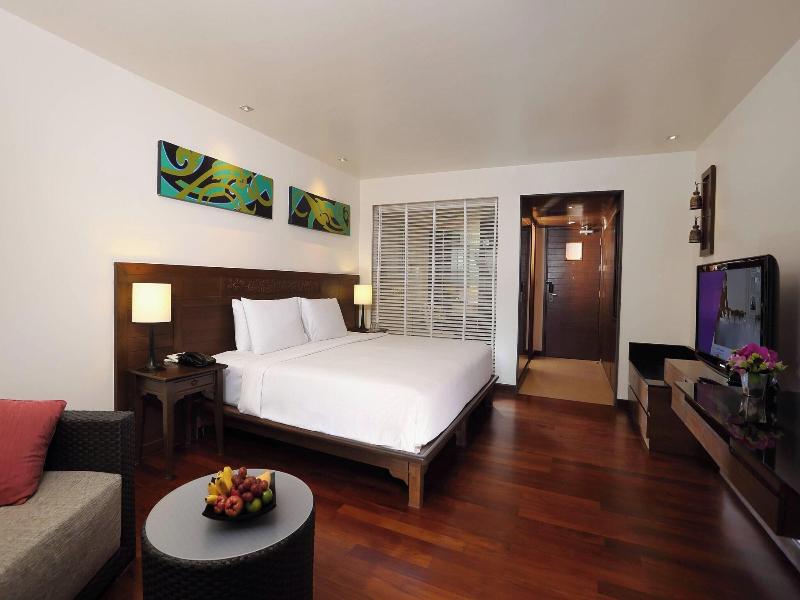 Le Meridien Phuket Beach Resort image