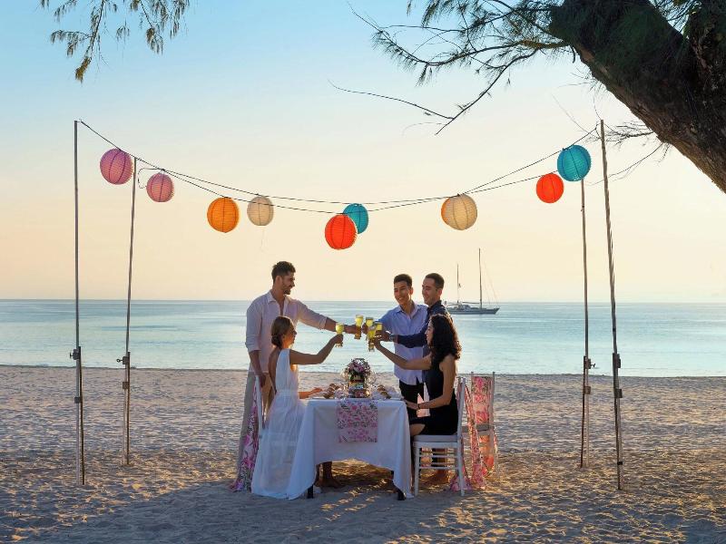 Le Meridien Phuket Beach Resort image