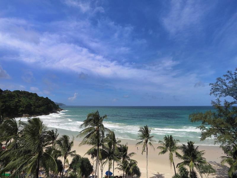 Le Meridien Phuket Beach Resort image