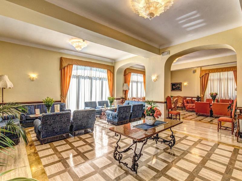 Grand Hotel Hermitage image