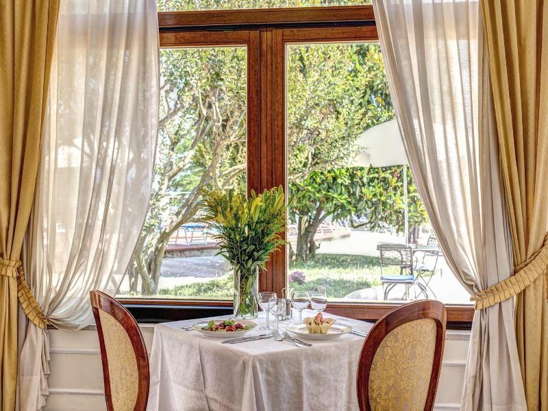 Grand Hotel Hermitage image
