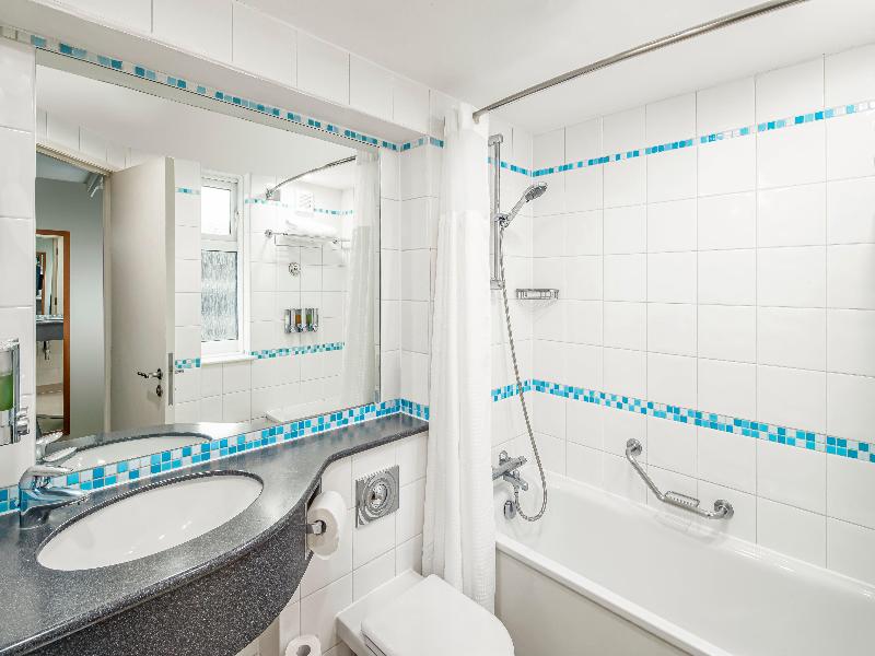 Holiday Inn Basingstoke image