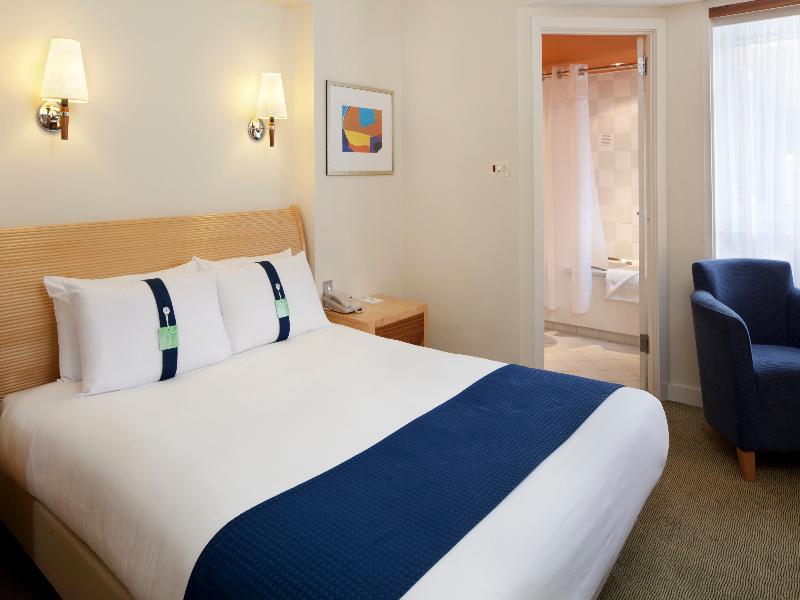 Holiday Inn Basingstoke image