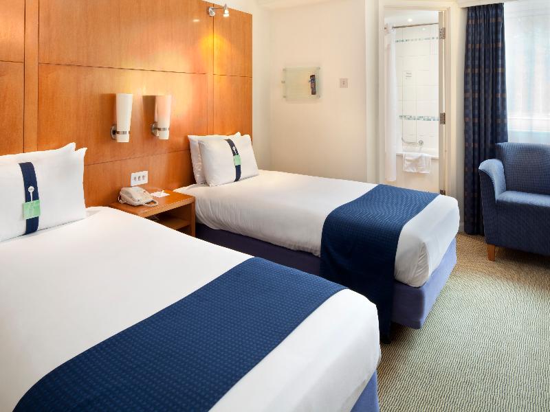 Holiday Inn Basingstoke image