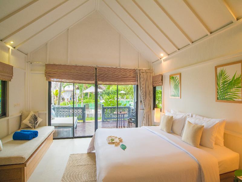 Paradise Beach Resort Samui image