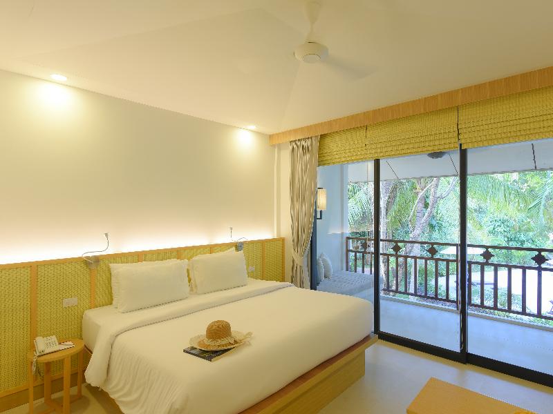 Paradise Beach Resort Samui image