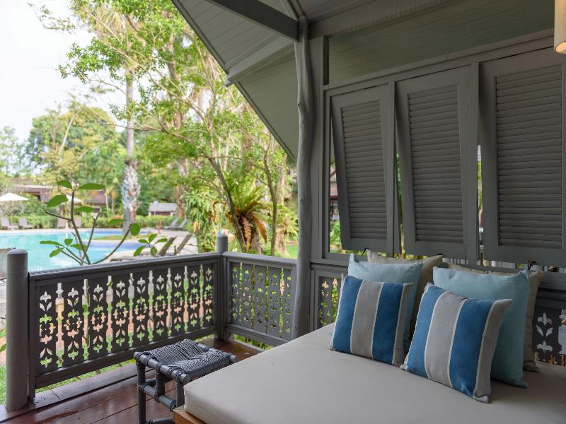 Paradise Beach Resort Samui image