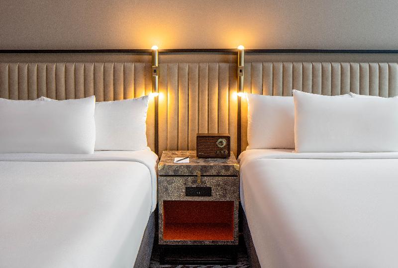 Pelham Hotel image