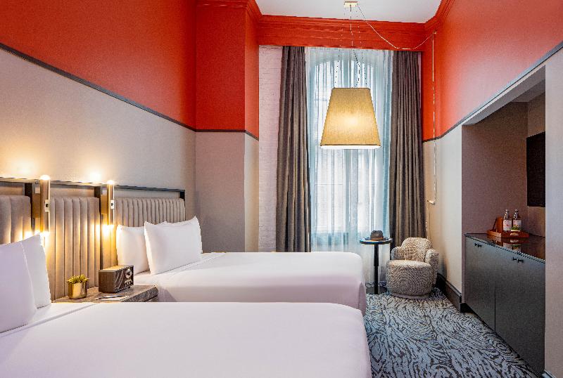 Pelham Hotel image