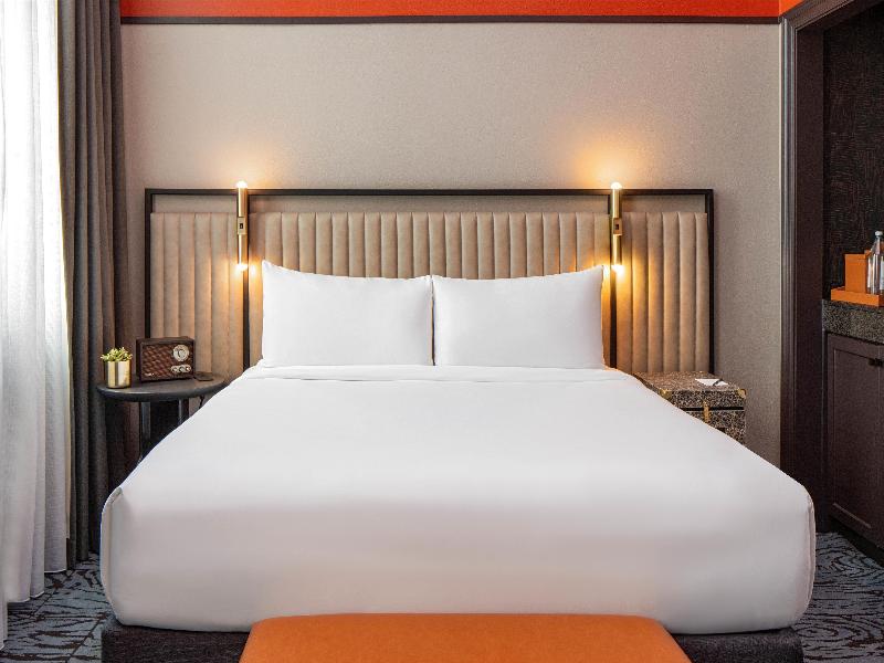 Pelham Hotel image