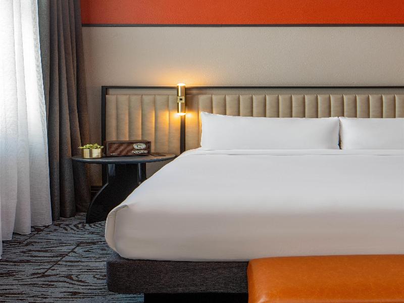 Pelham Hotel image