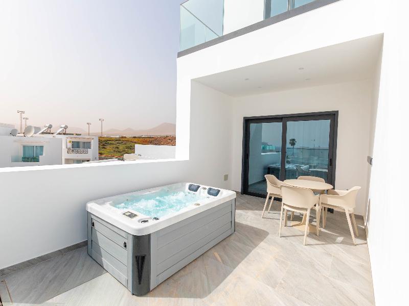 Royal Atlantico image