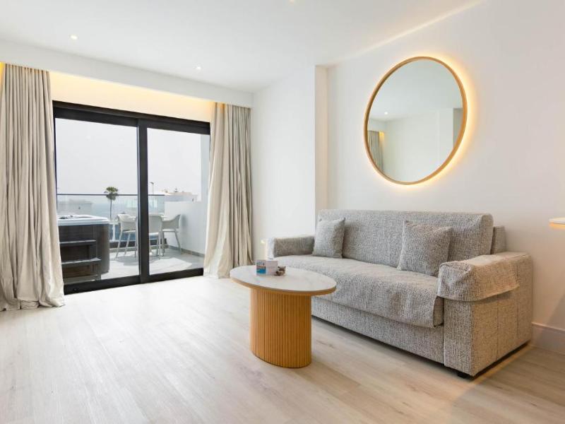Royal Atlantico image