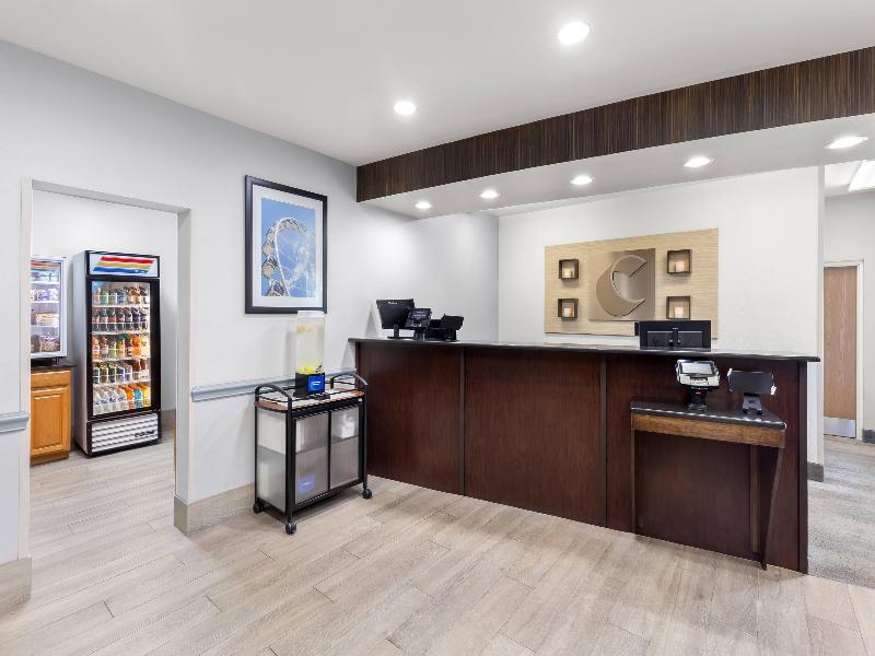 Comfort Suites Near Universal Orlando Resort image