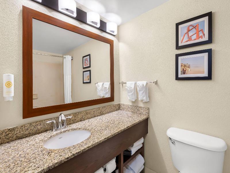 Comfort Suites Near Universal Orlando Resort image