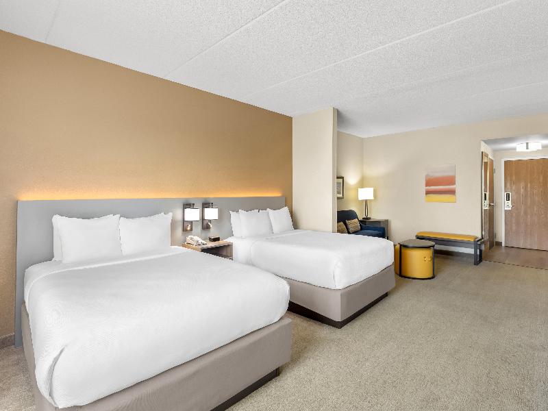Comfort Suites Near Universal Orlando Resort image