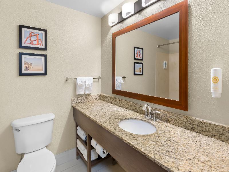 Comfort Suites Near Universal Orlando Resort image