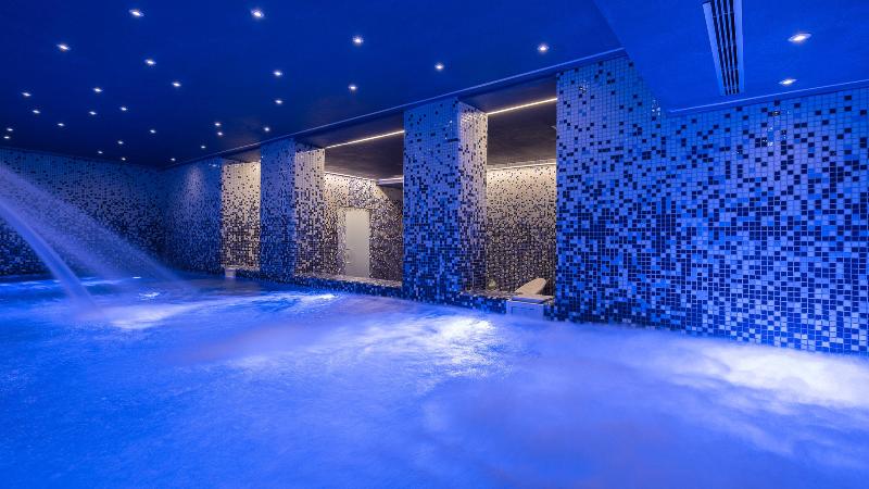 Hotel Indigo Albufeira image