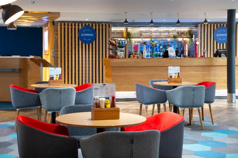 Holiday Inn Express Birmingham Airport NEC image