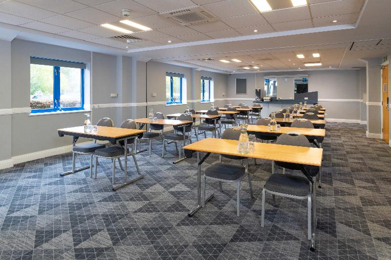 Holiday Inn Express Birmingham Airport NEC image