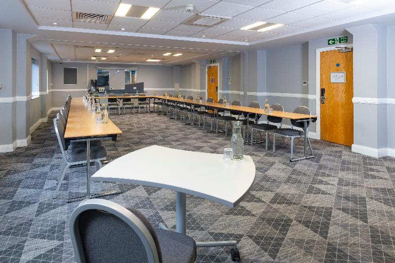 Holiday Inn Express Birmingham Airport NEC image