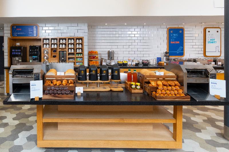 Holiday Inn Express Birmingham Airport NEC image
