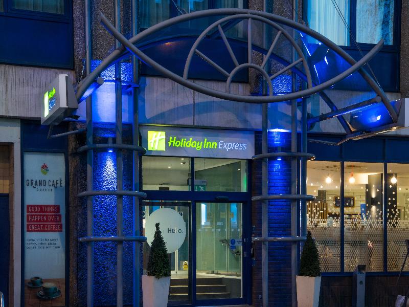 Holiday Inn Express Bristol City Centre image